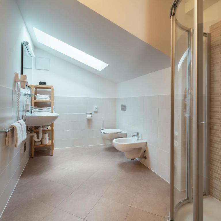 Residence Iris - Appartamento Grande con 2 Camere da Letto - 42