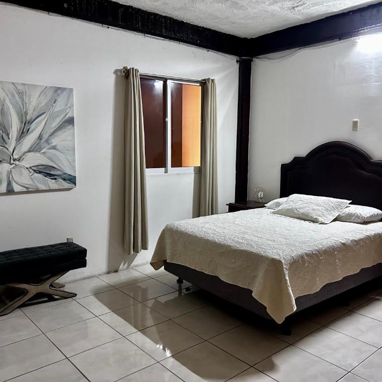 3BR Centro amplio a 1 cuadra playa - Apartamento de 3 dormitorios con vistas - 2