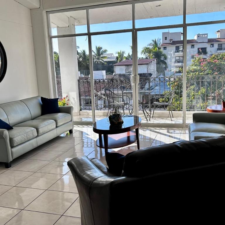 3BR Centro amplio a 1 cuadra playa - Apartamento Premium de 3 dormitorios con balcón - 1