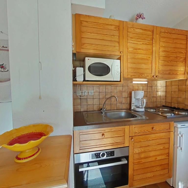 Appartement cosy au pied des pistes - 4 pers, parking - FR-1-241-168 - Apartment (4 Erwachsene) - 5