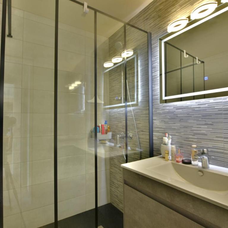 Bright apartment with nice view - Appartement - 6