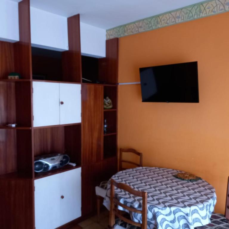 Departamento Olavarria y Colon - One-Bedroom Apartment - 3