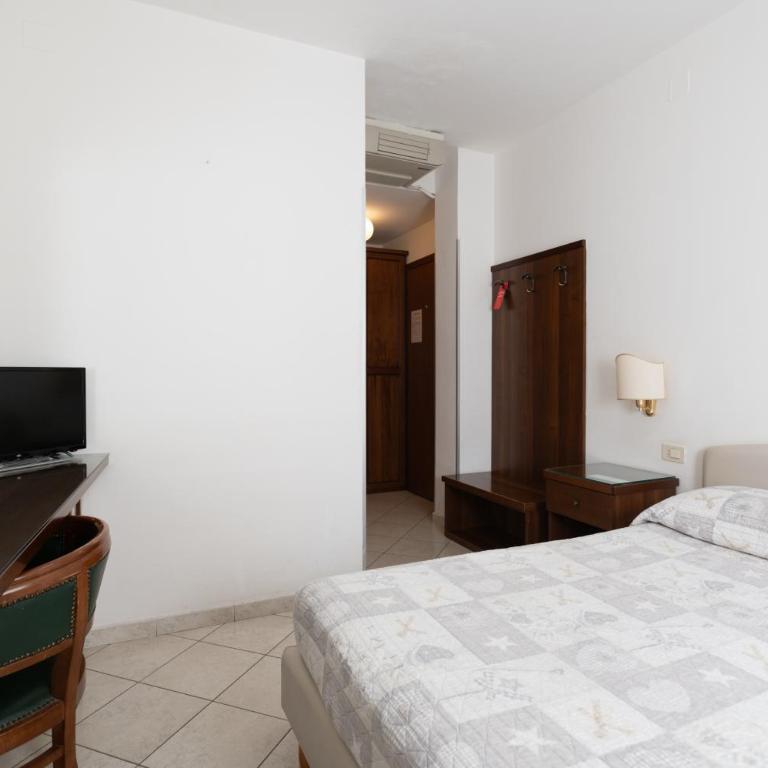 Hotel Venca' - Camera Matrimoniale Economy - 10