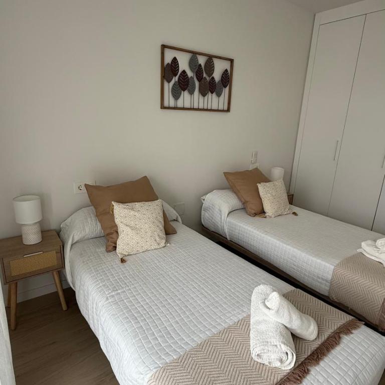 New Aires de Guadaiza apartment - Two-Bedroom Apartment with Mountain View - 3