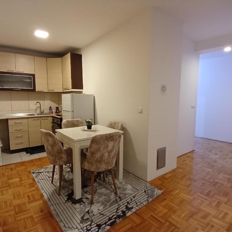 Apartman Vasilije - One-Bedroom Apartment - 3