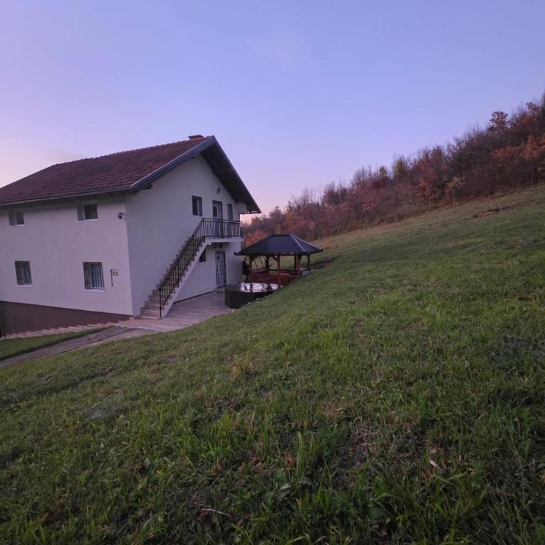 Vila Emani - Kuća sa 1 Spavaćom Sobom - 2