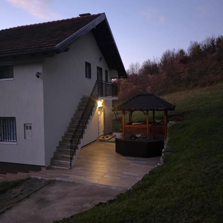 Vila Emani - Kuća sa 1 Spavaćom Sobom - 5