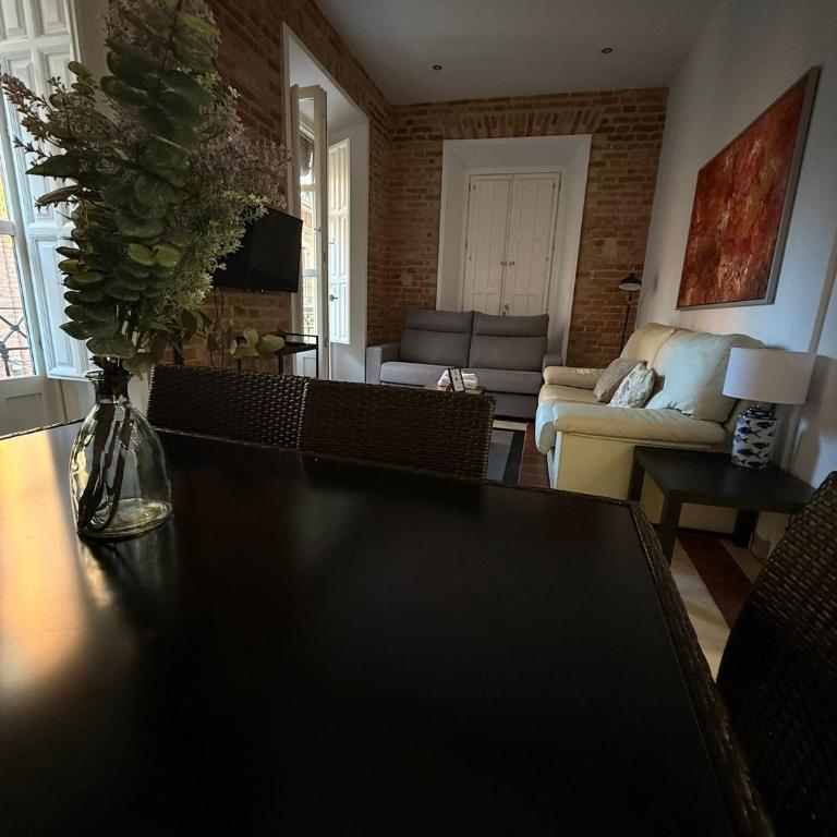 Apartamentos Mesones Catedral - Two-Bedroom Apartment with Balcony - 16