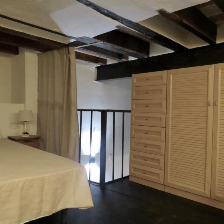 La Muralla Loft - One-Bedroom Apartment - 9