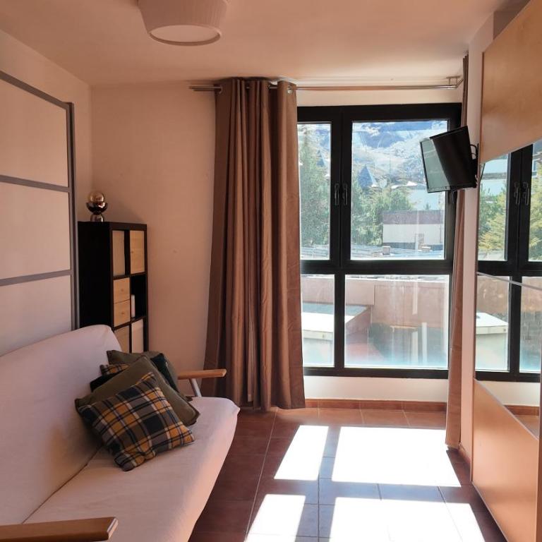 Apartamento Premium Snow Gorbea - Vistas a pistas, wifi y parking gratis Zona Baja - Apartamento de 2 dormitorios - 3