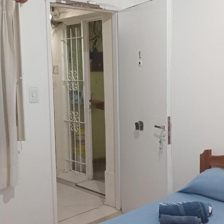 Alojamiento viajeros - Habitación Doble Estándar con vistas al jardín - 2 camas - 5