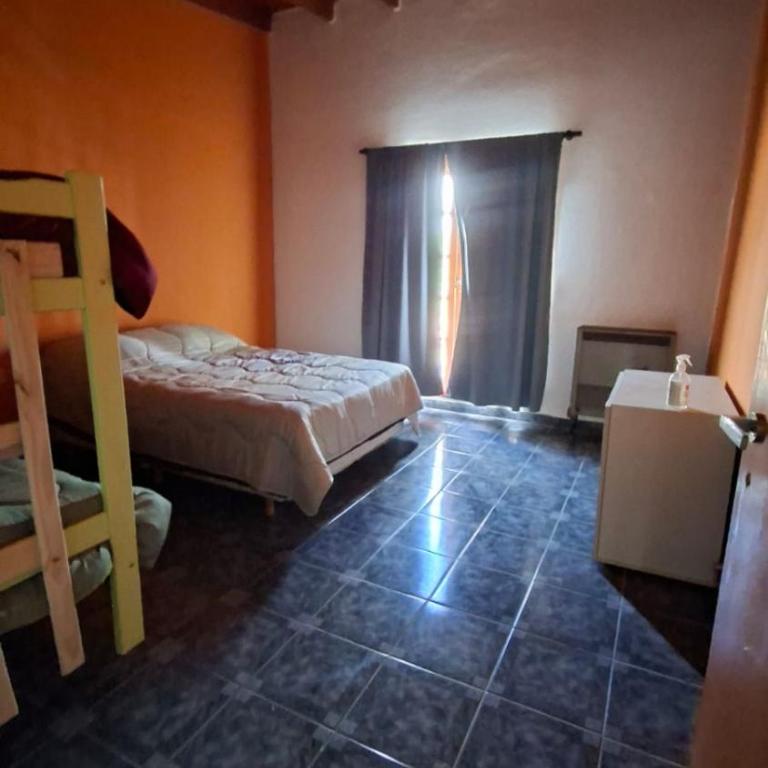 Posada Ruta 65 - Family Room with Private Bathroom - 3