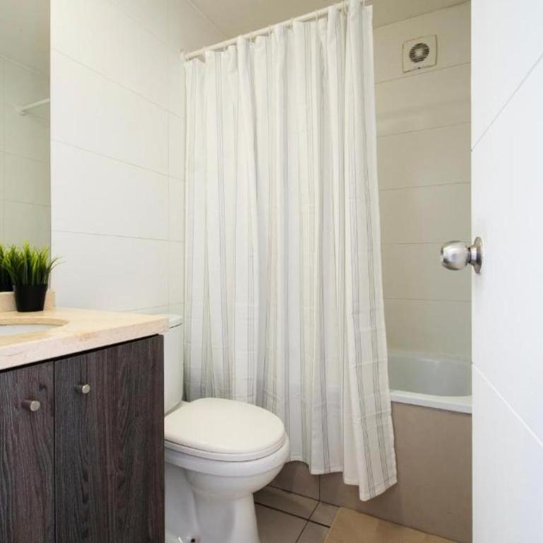 Loica Host - Smart - Two-Bedroom Apartment with Balcony - 6