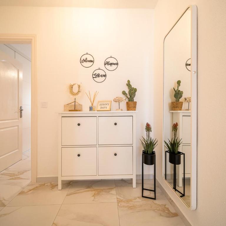 Skyview Apartment - Two-Bedroom Apartment - 6