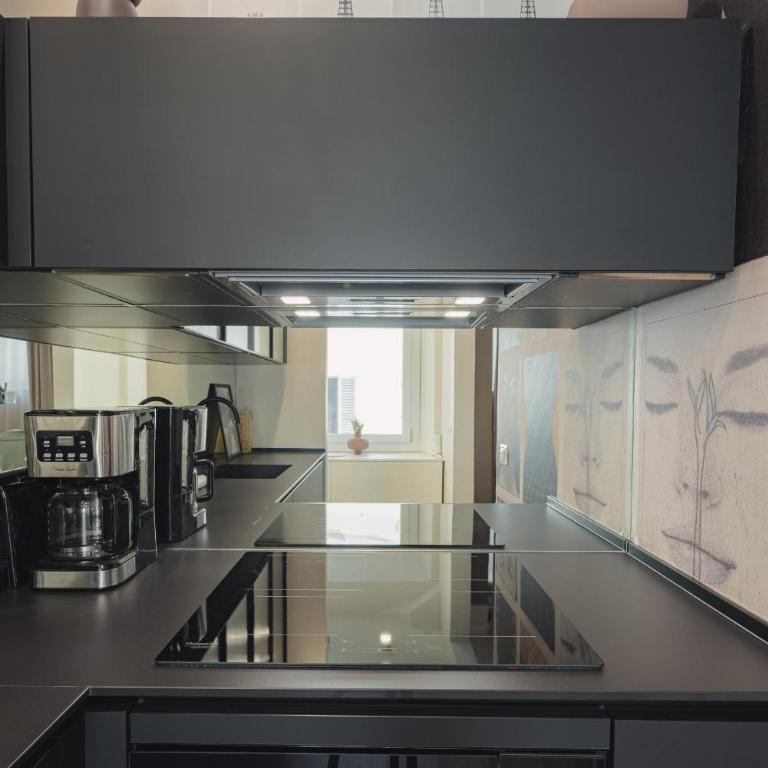 San Marco - FillYourHomeWithLove Design Apartment - Appartamento con 2 Camere da Letto - 35