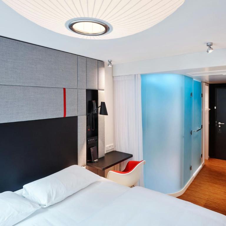 citizenM Paris Champs-Élysées - Chambre Lit King-Size - 8