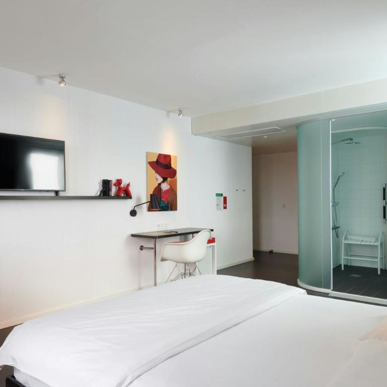 citizenM Paris Gare de Lyon - Chambre Lit King-Size Accessible aux Personnes à Mobilité Réduite - 2