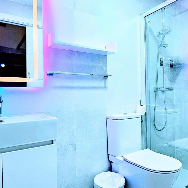 A45 ViviendaTurísticaValencia Mundo - Two-Bedroom Apartment - 10