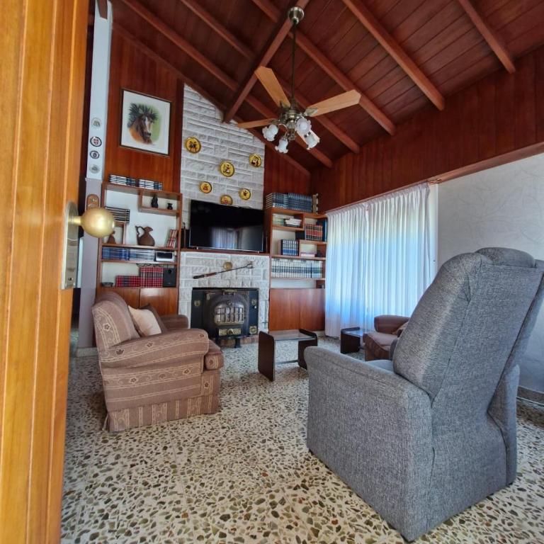Casa Castelli - Three-Bedroom Townhouse - 14
