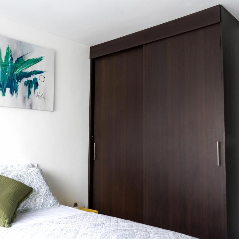 ELEGANTE, CÓMODO Y MODERNO APARTAMENTO - SUR DE CALI - Habitación Doble Estándar - 4