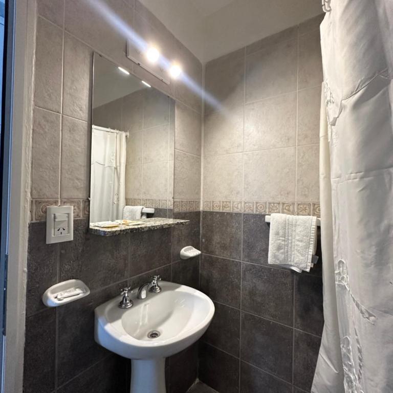 Los Lagos Hotel - Habitación Doble Estándar - 2 camas - 4