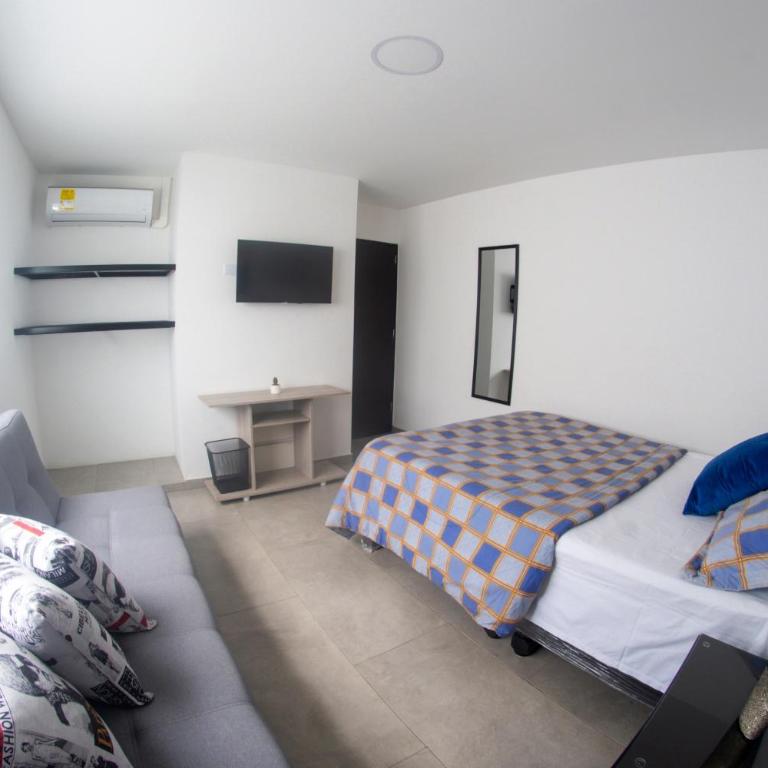 ELEGANTE, CÓMODO Y MODERNO APARTAMENTO - SUR DE CALI - Habitación Doble Económica - 15