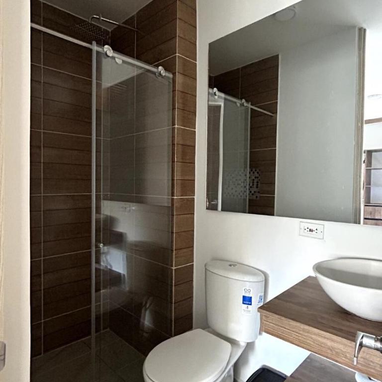 Moderno y bien ubicado, cerca a Girardot - Apartamento de 2 dormitorios - 2