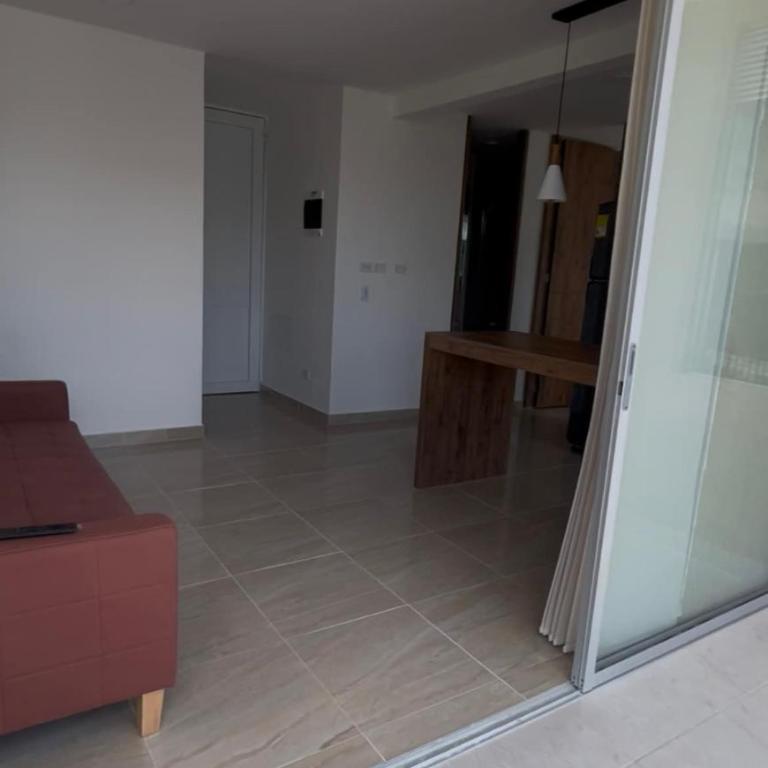 Moderno y bien ubicado, cerca a Girardot - Apartamento de 2 dormitorios - 5