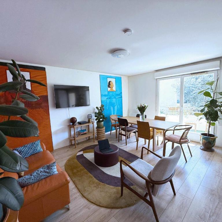 uta house la plaine - Three-Bedroom Apartment - 5