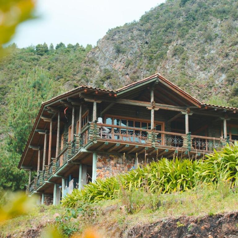 Hacienda Santa Rosita - Chalet de 3 dormitorios - 1