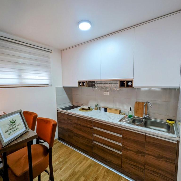 Zlatni bor - One-Bedroom Apartment - 6