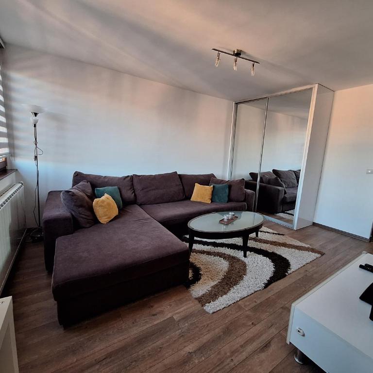 Ena - Apartman sa 1 Spavaćom Sobom - 2