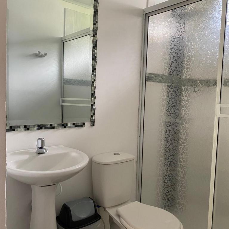 Hotel Campestre Nogal de Cafetal - Cabaña con vistas al jardín - 11