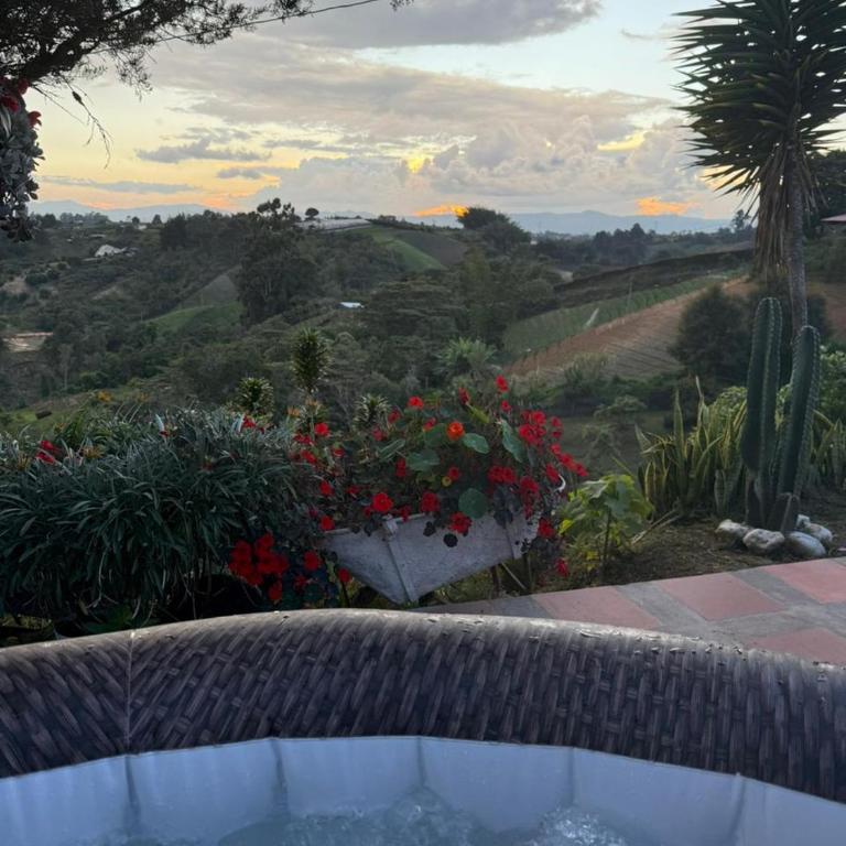 Encantadora finca en el corazón de Marinilla con vistas únicas y ubicación privilegiada - Vacation Home - 32