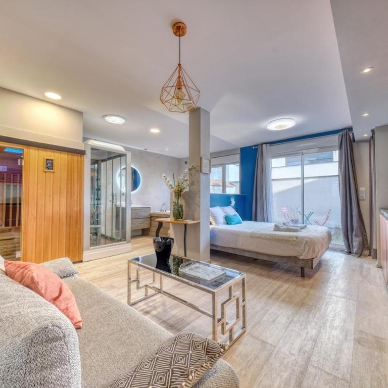 Suite & Spa - Jacuzzi - Sauna - Appartement 1 Chambre avec Baignoire Spa - 6