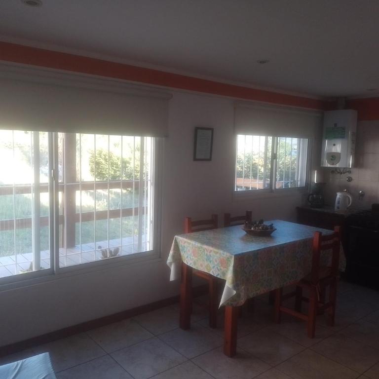 Casa de huéspedes con pileta. - Casa con 1 dormitorio - 14