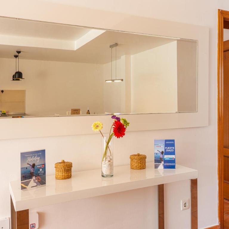 LAS MAGNOLIAS- Villa with Private Pool & BBQ - Three-Bedroom Apartment - 23