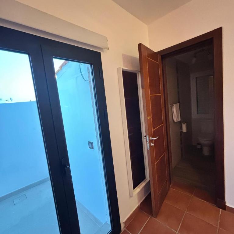 LAS MAGNOLIAS- Villa with Private Pool & BBQ - Three-Bedroom Apartment - 36