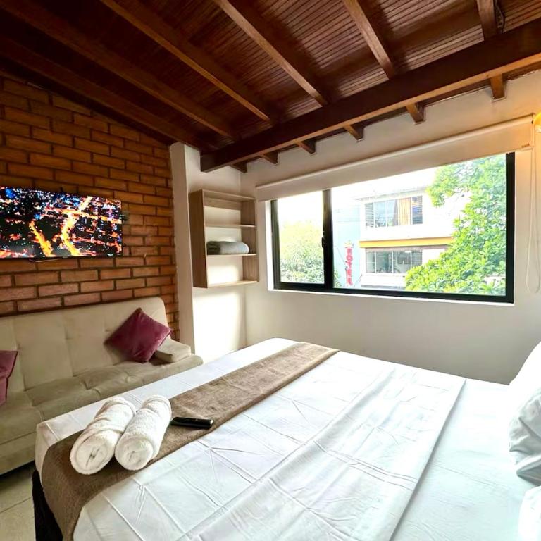 Urbanity Living - Estudio Deluxe con cama grande - 4