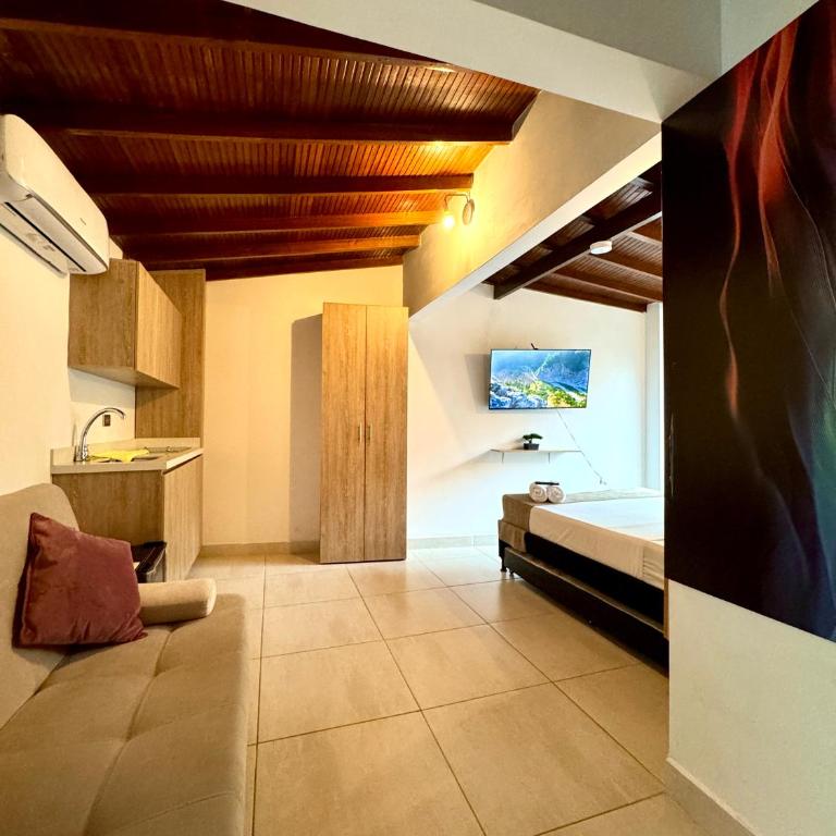 Urbanity Living - Habitación Doble Deluxe - 1 o 2 camas - 4