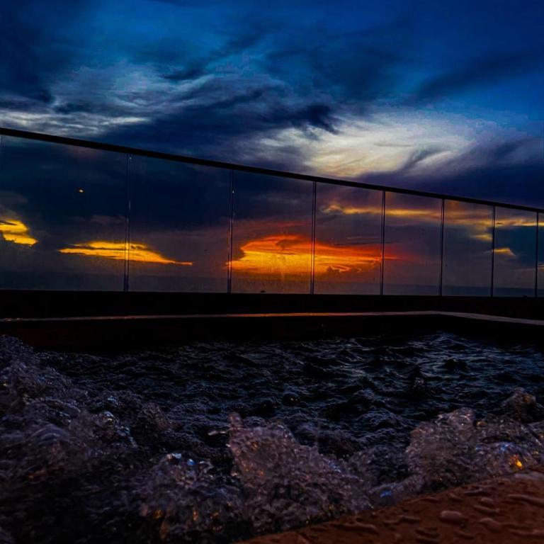 Apartamento en Palmetto sunset frente al mar piso 20 - Three-Bedroom Apartment - 2