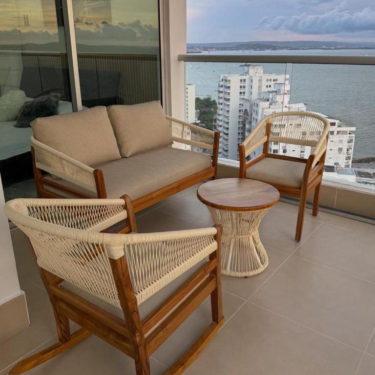 Apartamento en Palmetto sunset frente al mar piso 20 - Three-Bedroom Apartment - 19