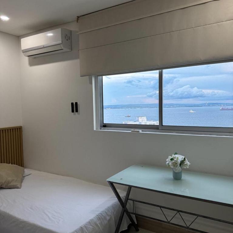 Apartamento en Palmetto sunset frente al mar piso 20 - Three-Bedroom Apartment - 21