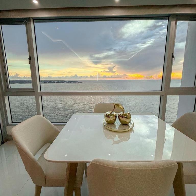 Apartamento en Palmetto sunset frente al mar piso 20 - Three-Bedroom Apartment - 26