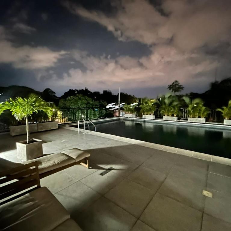 Apartamento tipo loft Cali, excelente ubicación - Apartamento de 1 dormitorio - 47