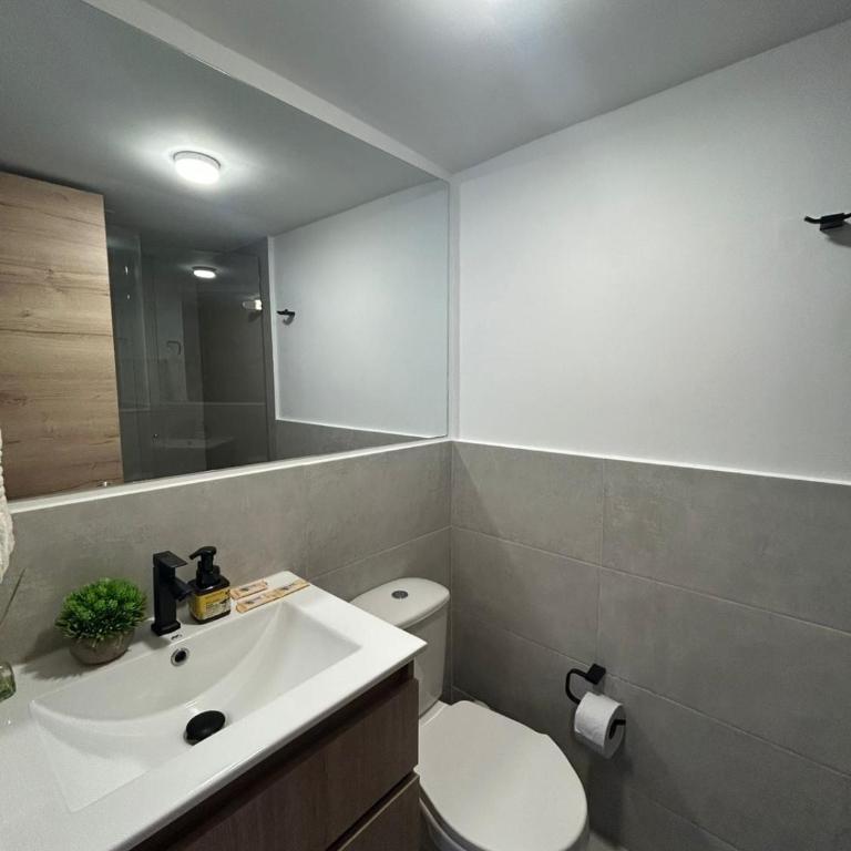 Apartamento tipo loft Cali, excelente ubicación - Apartamento de 1 dormitorio - 71