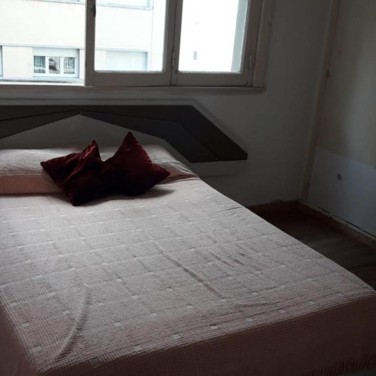 Departamento al frente - Apartamento de 1 dormitorio - 1