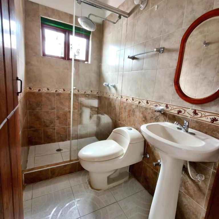 Roomii Hostel - Double Room with Balcony - 3