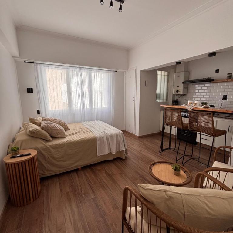 Departamento a 100 mts del mar y zona Guemes - One-Bedroom Apartment - 1