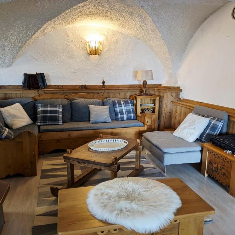 Appartement atypique avec cheminée et parking au centre de La Plagne Montalbert - FR-1-755-46 - Apartment - 3